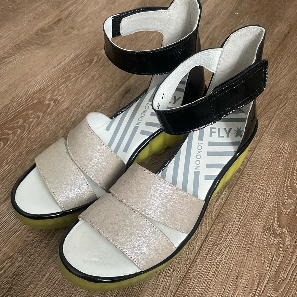 FLY London Bono290fly Sandal - Size 41